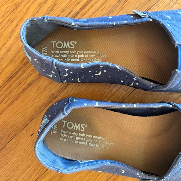 TOMS Navy Celestial Print Slip-Ons - Picture 3 of 4